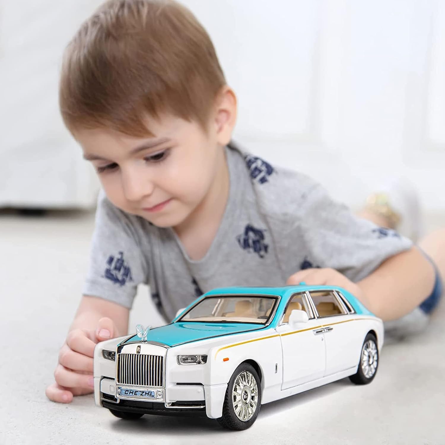 Մետաղական կոլեկցիոն մեքենա   1:24  ROLLS ROYCE